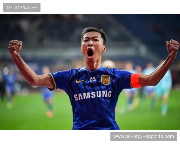 中国足球球星吴曦：为国家队贡献卓越表现的中场核心