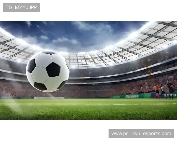 球星在绿茵场上激情舞动展现足球与舞蹈的完美结合