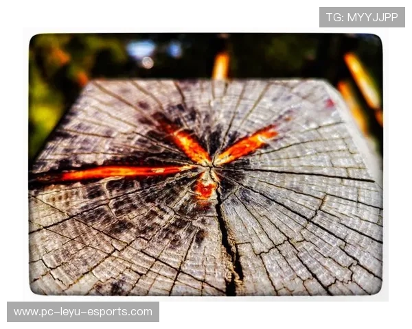 西藏女足球星普布卓玛突破自我助力藏区足球崛起故事